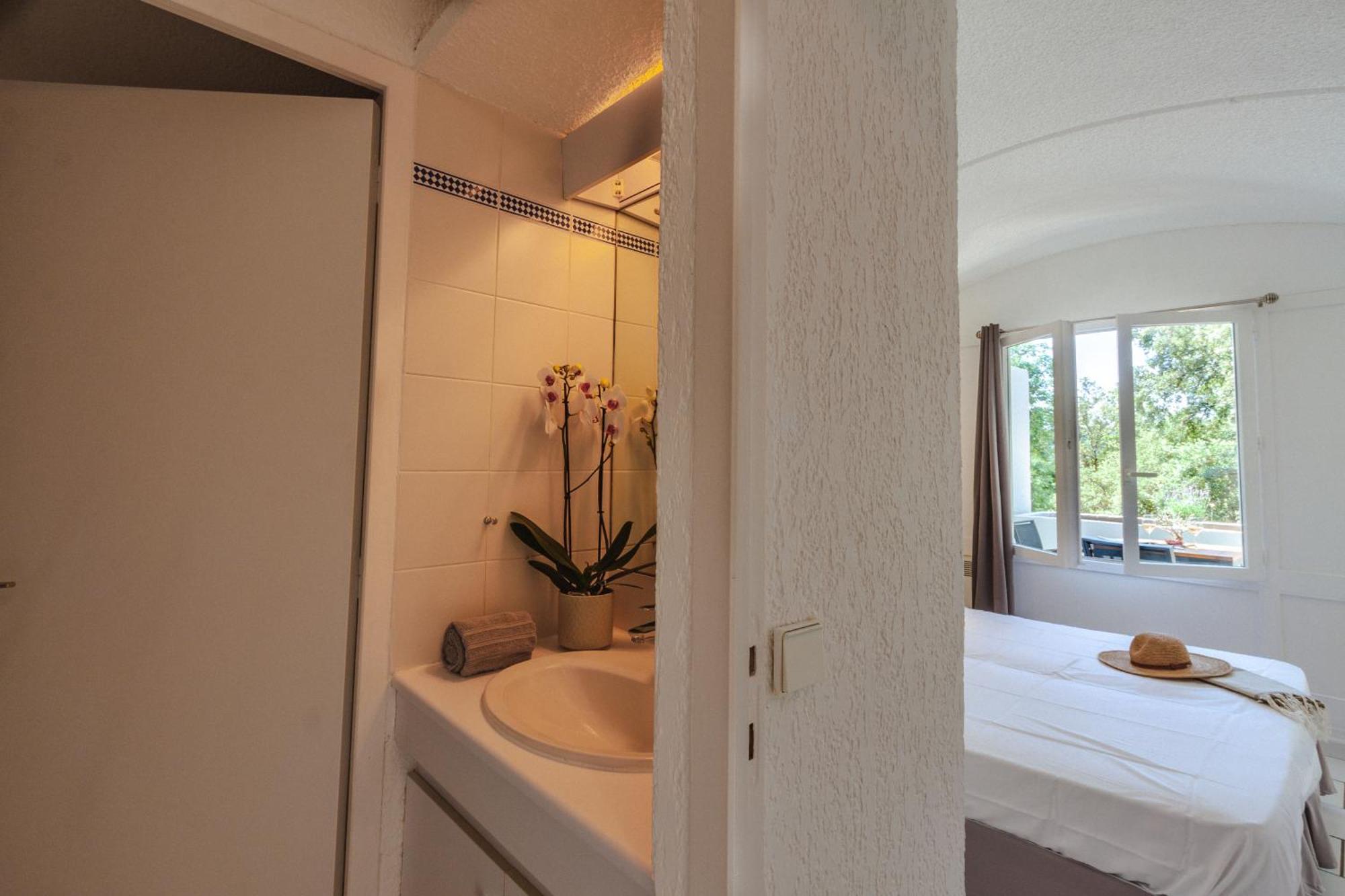 Capsud, La Garde-Freinet Apartment Exterior photo